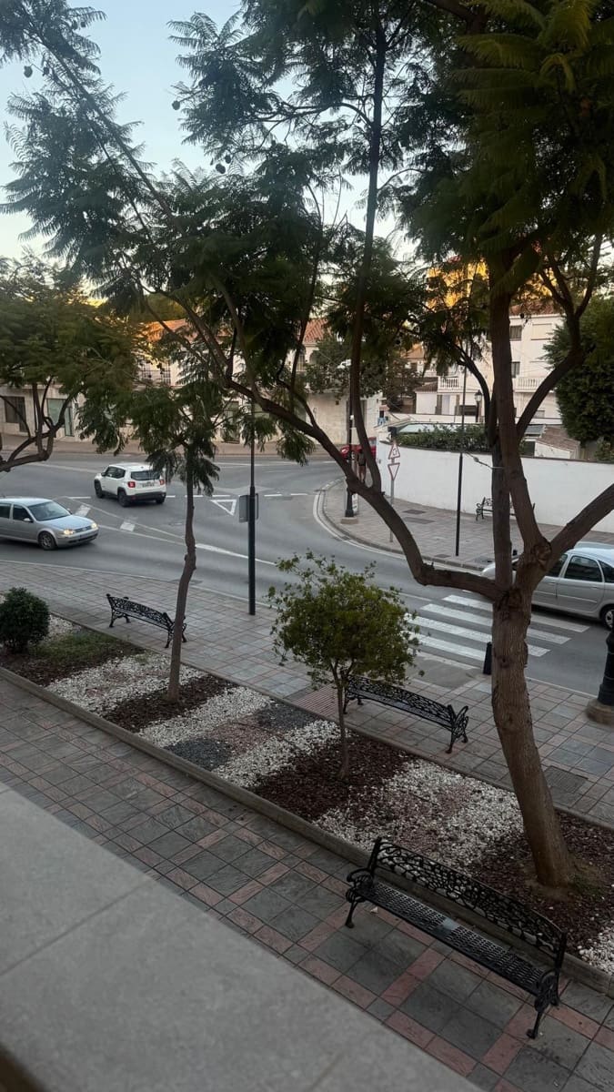 2 soverom Leilighet til salgs i Fuengirola med garasje - € 318 000 (Ref: 8775907)