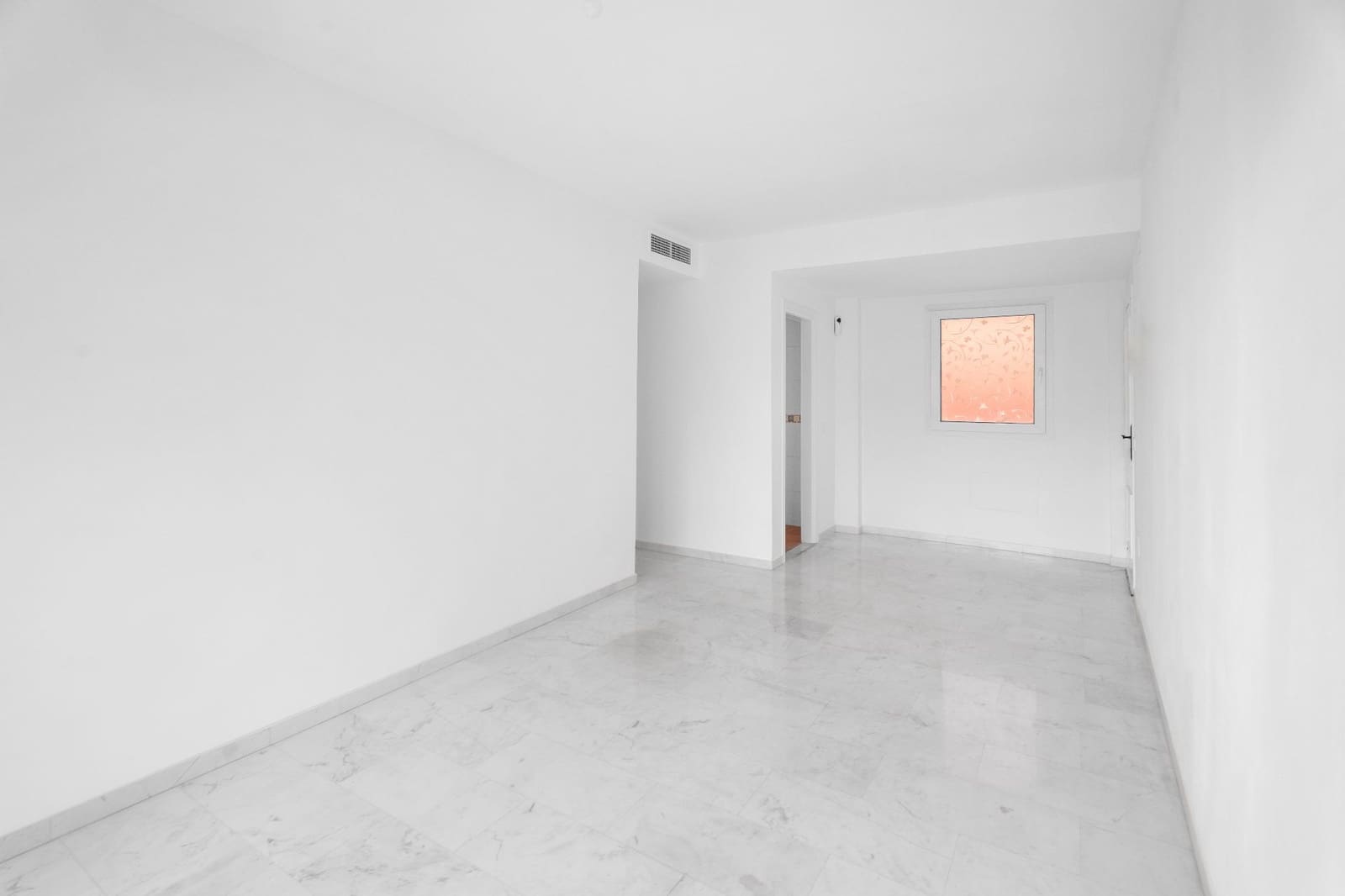 2 sypialnia Penthouse na sprzedaż w Benalmadena z basenem garażem - 270 000 € (Ref: 8838301)