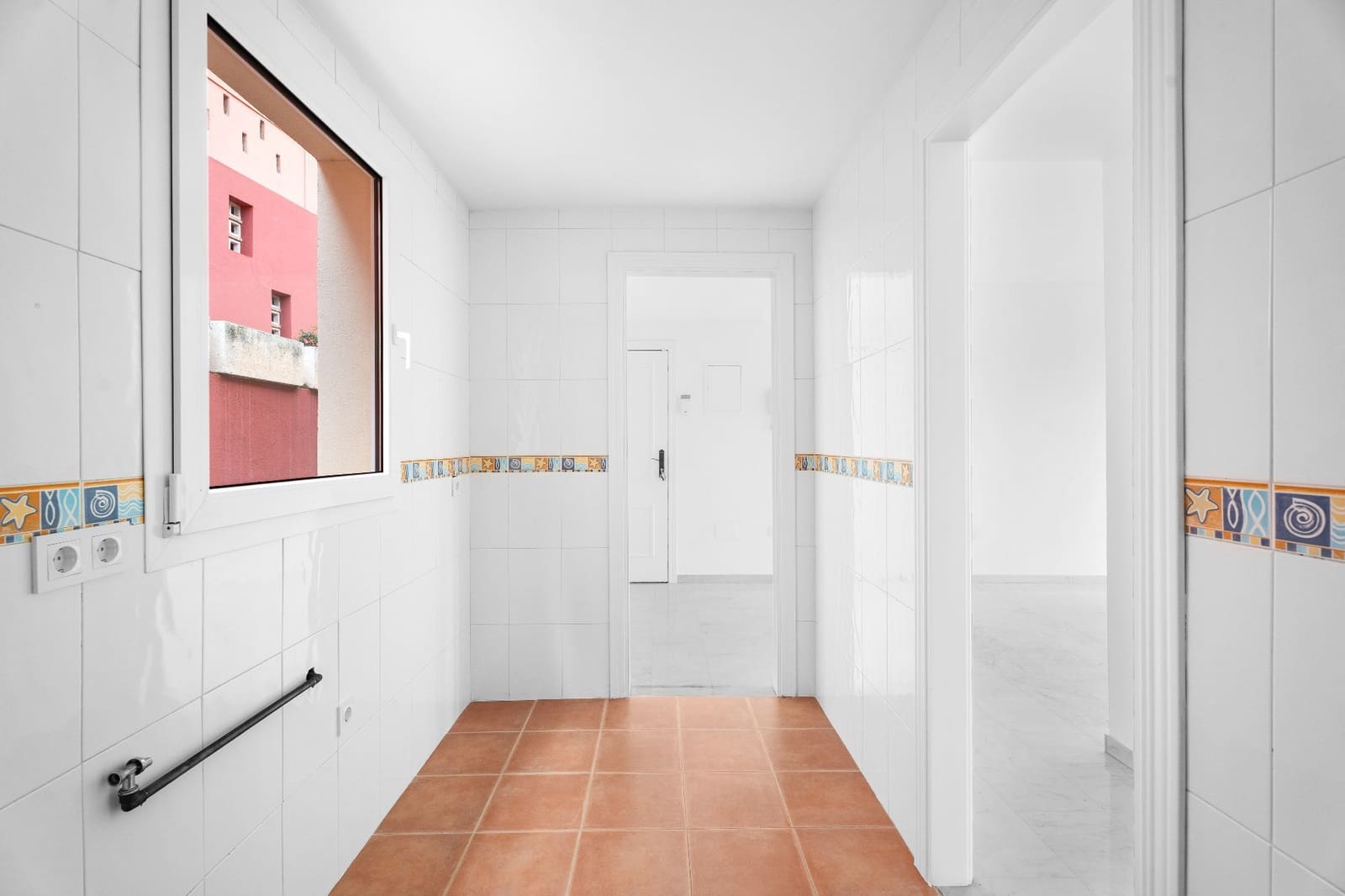 2 sypialnia Penthouse na sprzedaż w Benalmadena z basenem garażem - 270 000 € (Ref: 8838301)