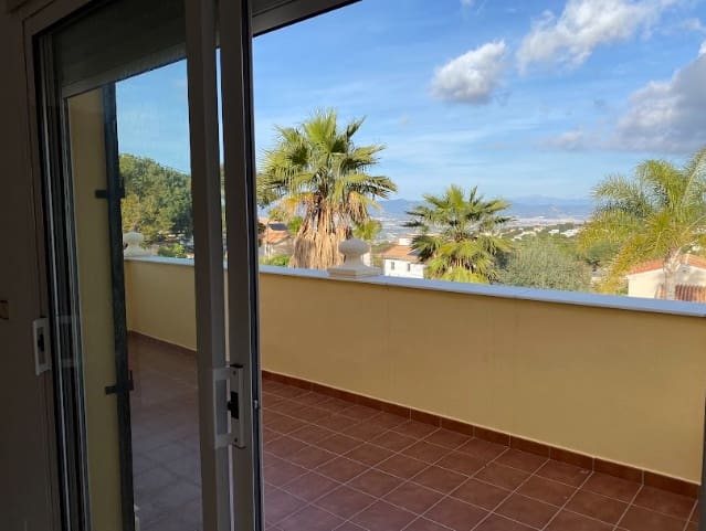 4 soveværelse Villa til salg i Alhaurin de la Torre med swimmingpool garage - € 830.000 (Ref: 8840747)