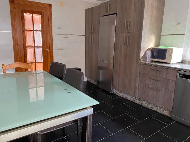 4 soveværelse Villa til salg i Alhaurin de la Torre med swimmingpool garage - € 830.000 (Ref: 8840747)