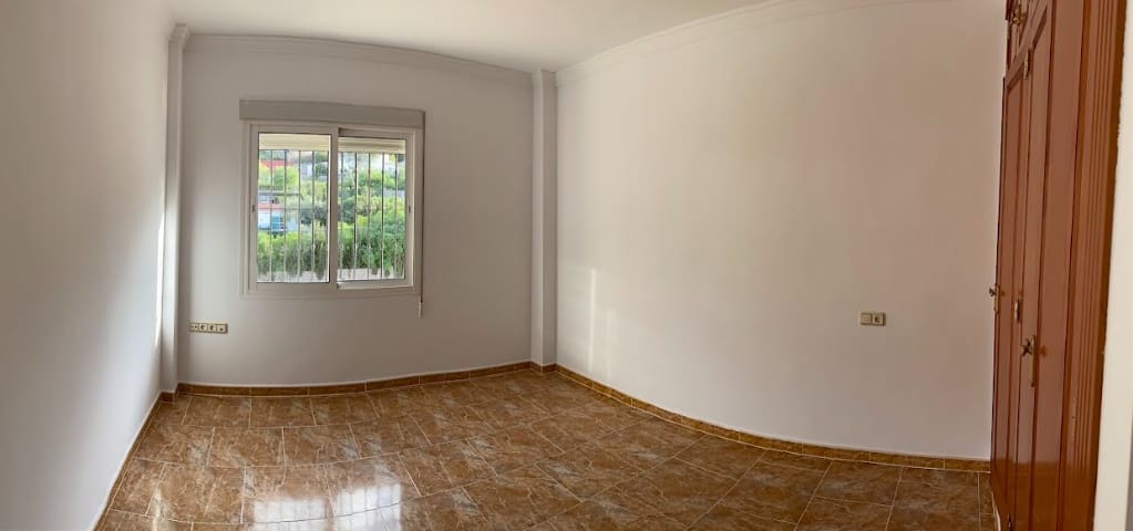 4 soveværelse Villa til salg i Alhaurin de la Torre med swimmingpool garage - € 830.000 (Ref: 8840747)