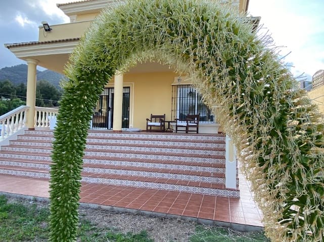 4 soveværelse Villa til salg i Alhaurin de la Torre med swimmingpool garage - € 830.000 (Ref: 8840747)