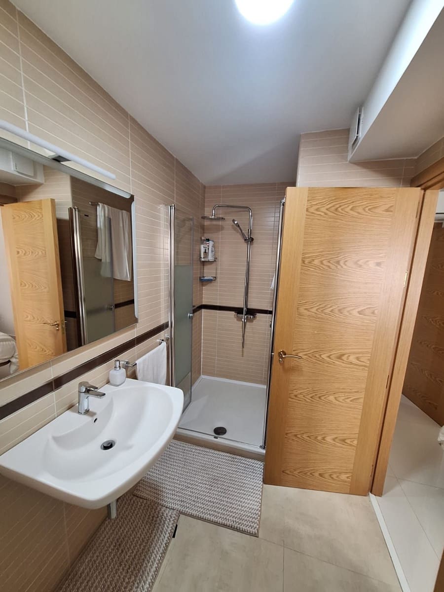 3 bedroom Flat for sale in Malaga city - € 570,000 (Ref: 8851435)