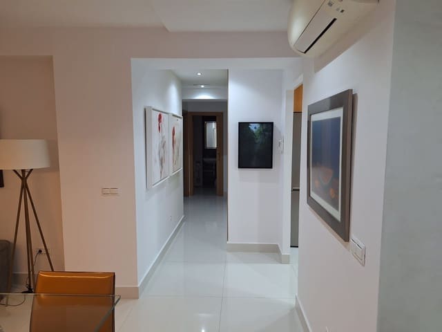 3 bedroom Flat for sale in Málaga city - € 570,000 (Ref: 8851435)