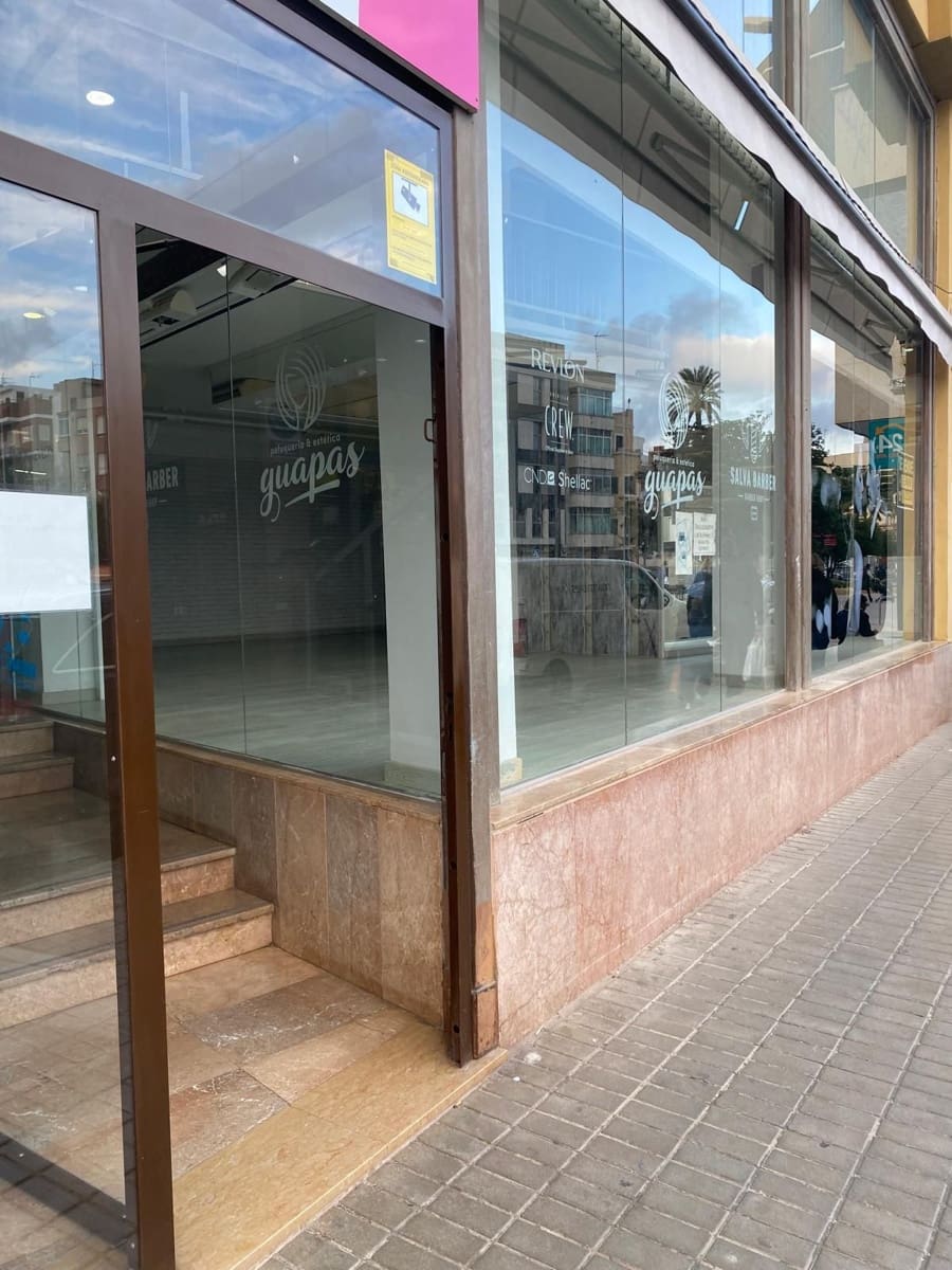 Commercial for sale in Benicarlo - € 350,000 (Ref: 8889093)