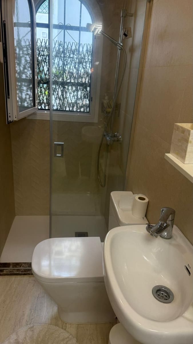 Piso de 2 habitaciones en Mijas Costa en venta - 305.000 € (Ref: 8896132)