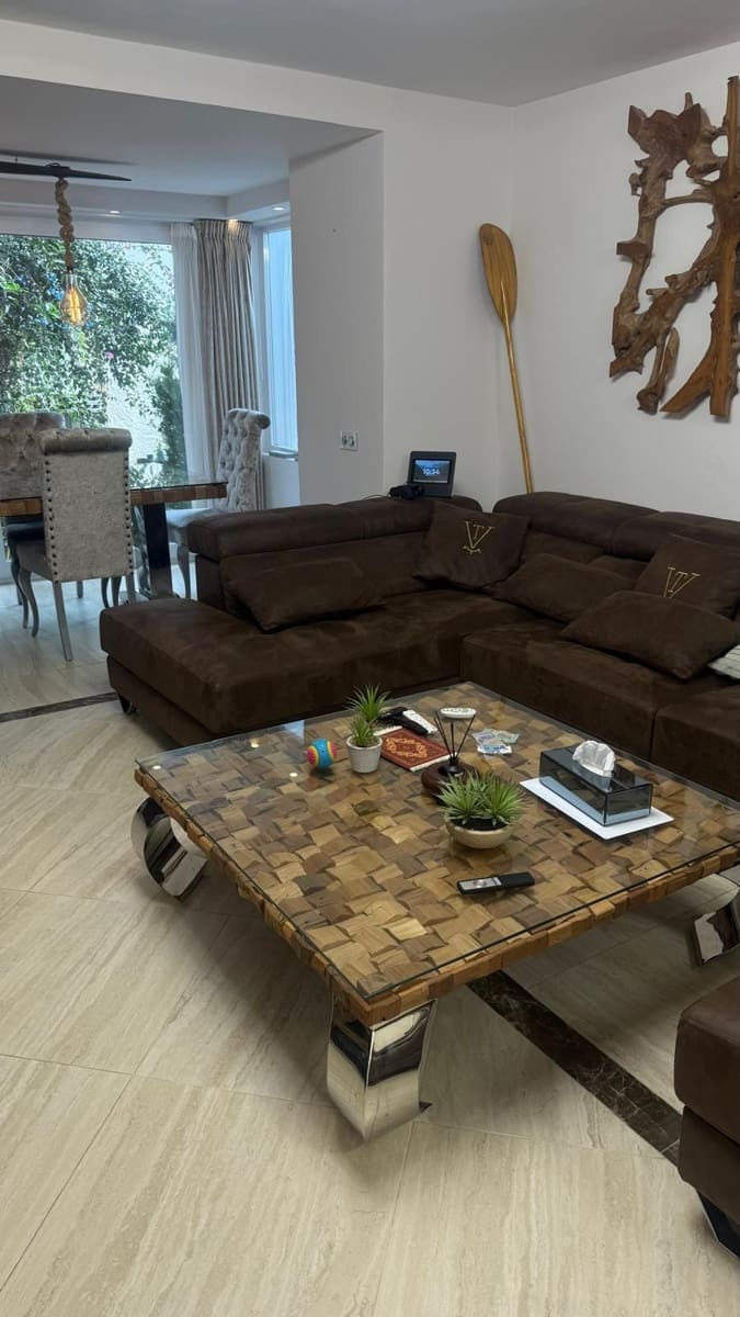 Piso de 2 habitaciones en Mijas Costa en venta - 305.000 € (Ref: 8896132)