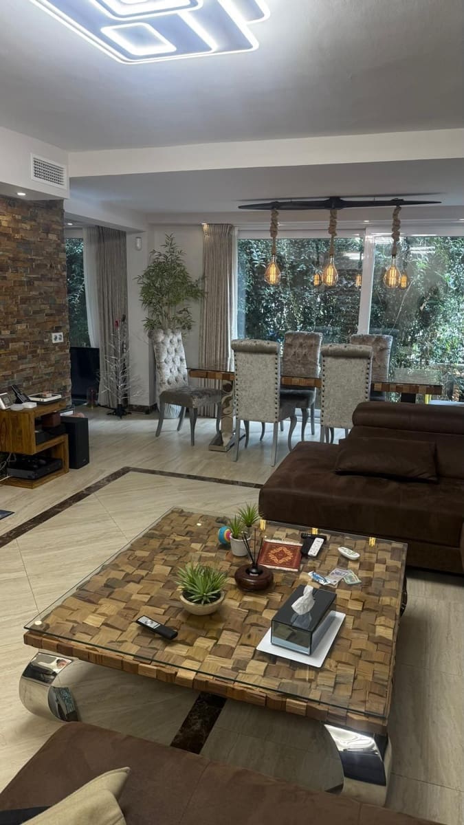 Piso de 2 habitaciones en Mijas Costa en venta - 305.000 € (Ref: 8896132)