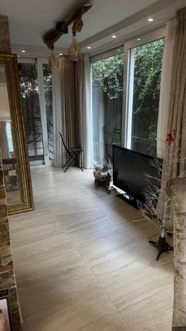 Piso de 2 habitaciones en Mijas Costa, Mijas en venta - 305.000 € (Ref: 8896132)