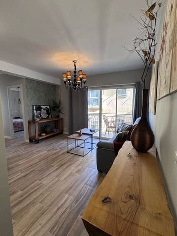 4 Zimmer Wohnung zu verkaufen in Capuchinos, Málaga Stadt - 355.000 € (Ref: 8921093)