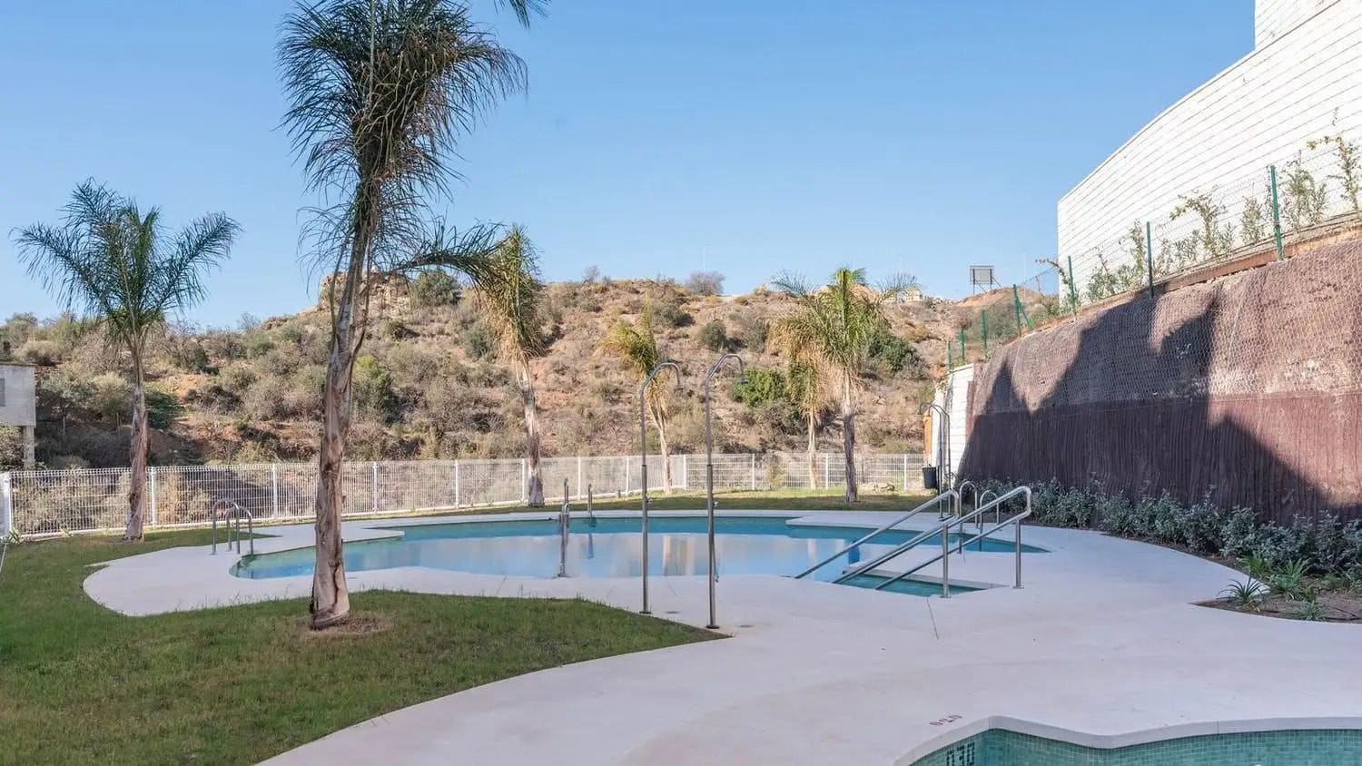 3 slaapkamer Flat te koop in Rincon de la Victoria met zwembad garage - € 520.000 (Ref: 8954079)