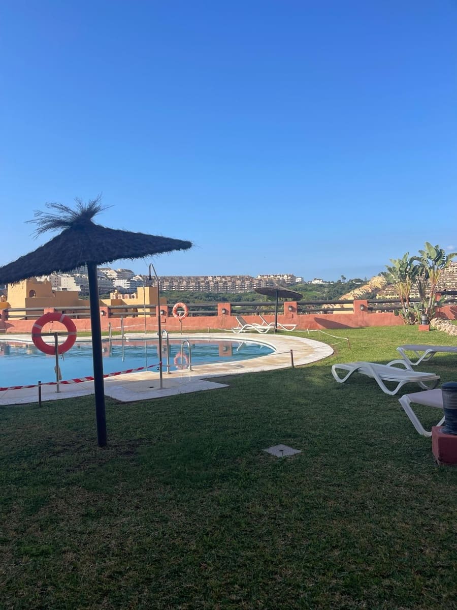 2 quarto Apartamento para venda em Manilva com piscina garagem - 270 000 € (Ref: 8967940)