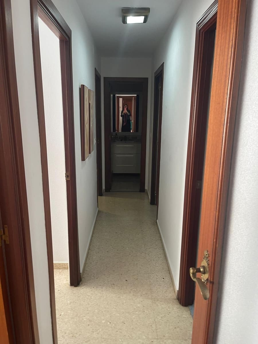 3 slaapkamer Flat te koop in Fuengirola - € 350.000 (Ref: 8990392)