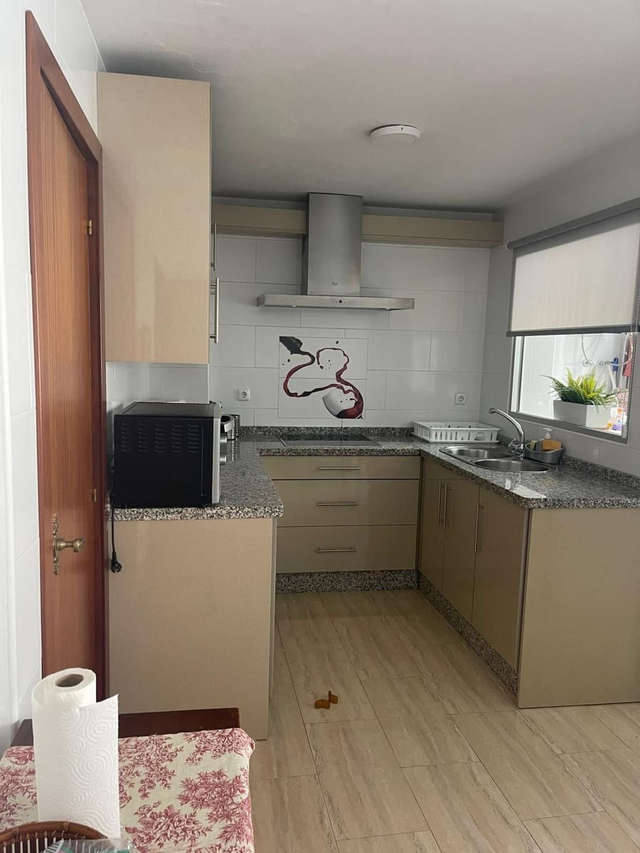 3 slaapkamer Flat te koop in Fuengirola - € 350.000 (Ref: 8990392)