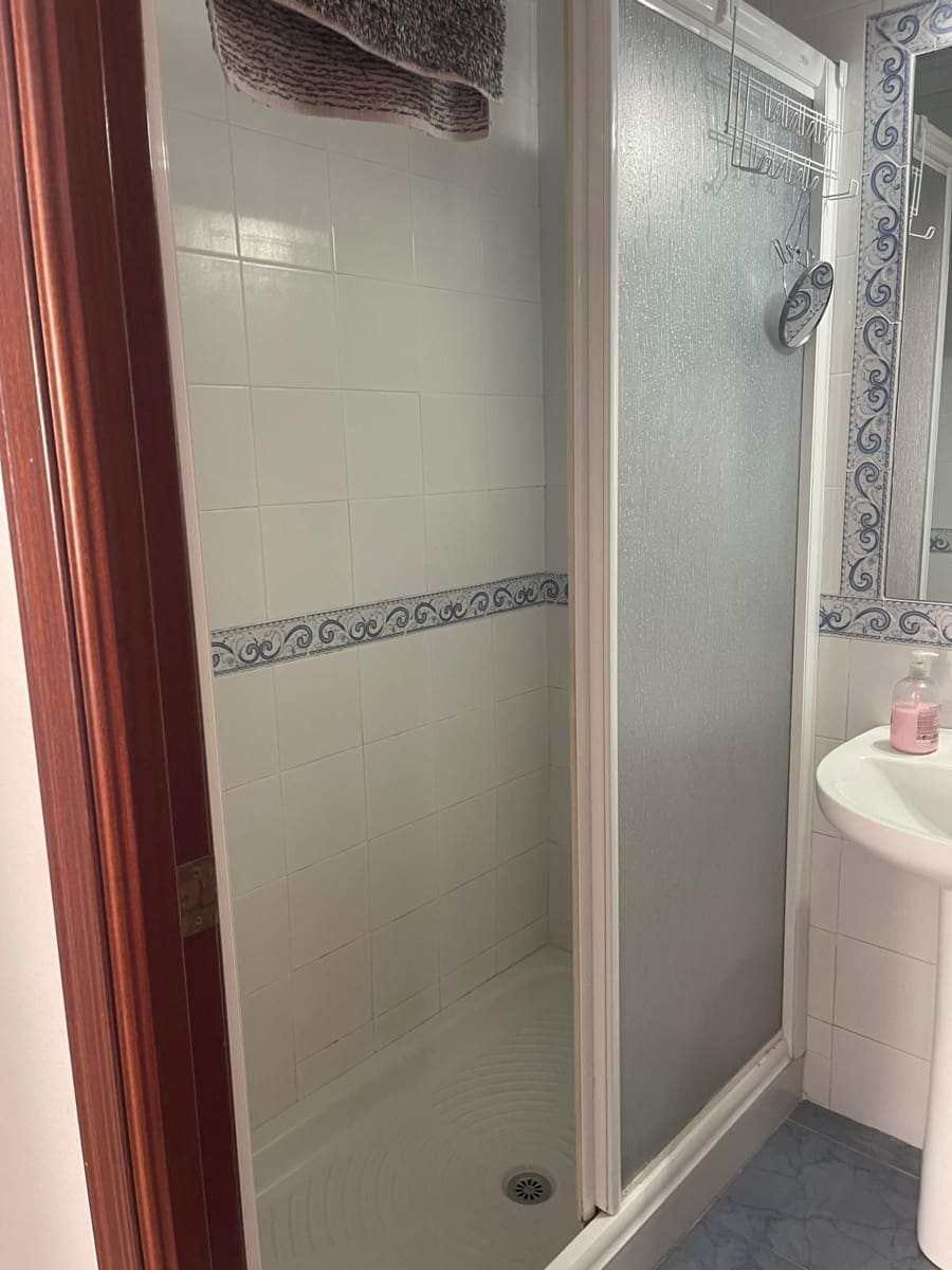 3 slaapkamer Flat te koop in Fuengirola - € 350.000 (Ref: 8990392)