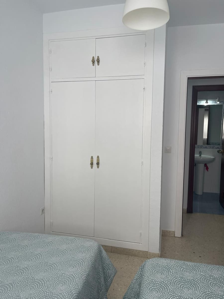 3 slaapkamer Flat te koop in Fuengirola - € 350.000 (Ref: 8990392)