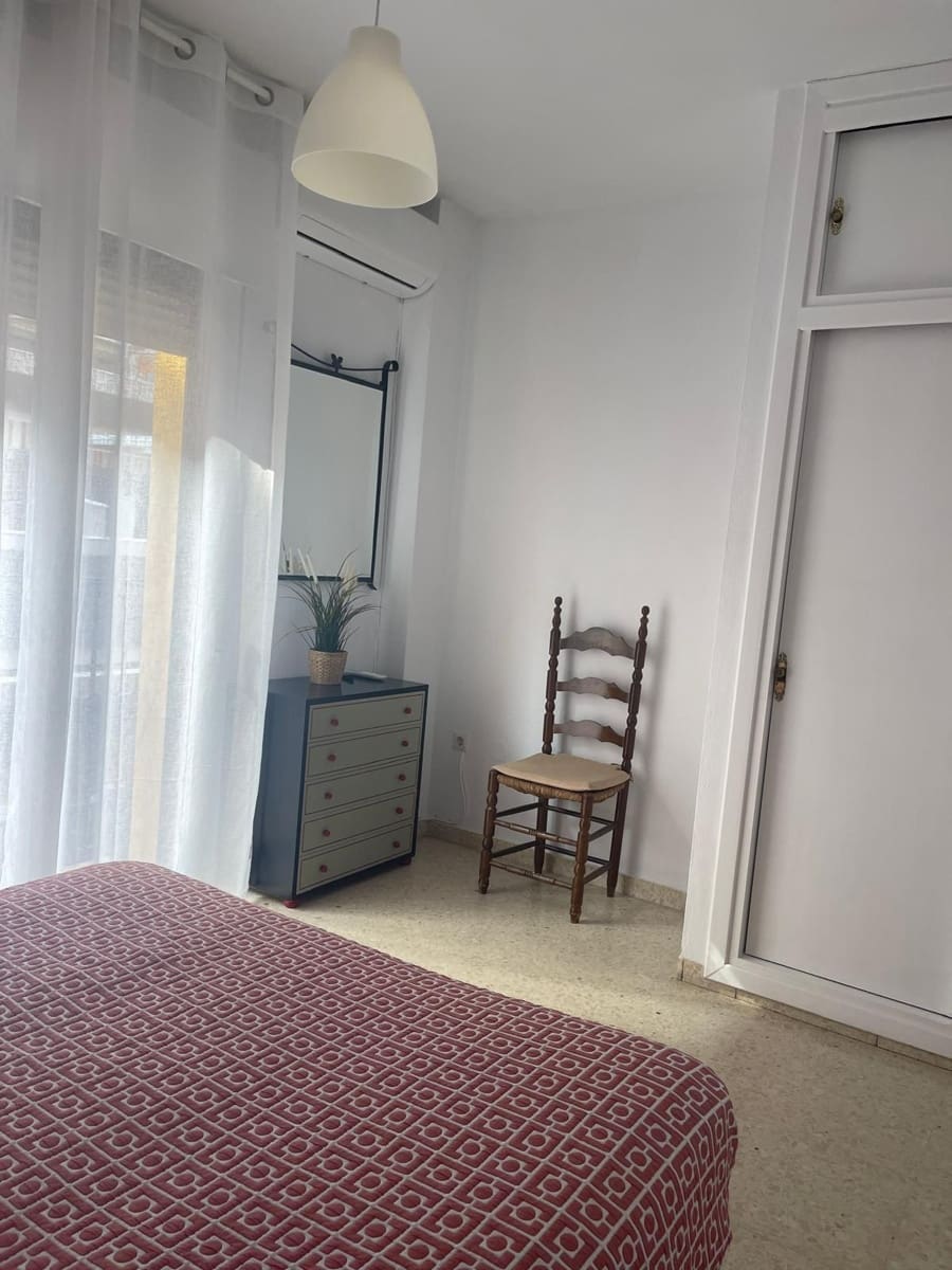 3 slaapkamer Flat te koop in Fuengirola - € 350.000 (Ref: 8990392)