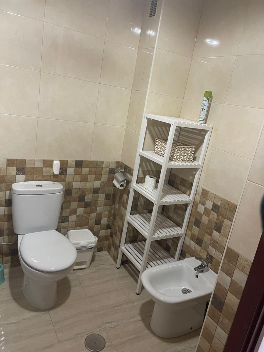 3 slaapkamer Flat te koop in Fuengirola - € 350.000 (Ref: 8990392)