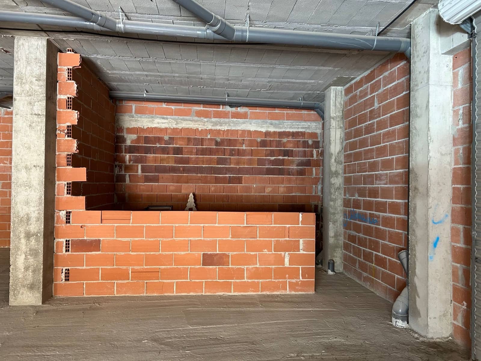 Kommersiell till salu i Vinaros - 300 000 € (Ref: 9002886)