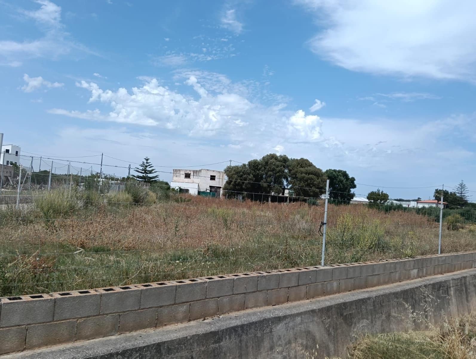 Grunde uden byggetilladelser til salg i Benicarlo - € 200.000 (Ref: 9031303)