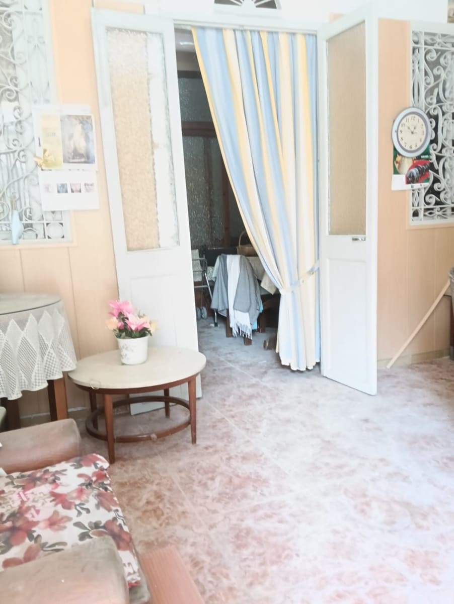 6 soveværelse Villa til salg i Benicarlo - € 90.000 (Ref: 9161974)