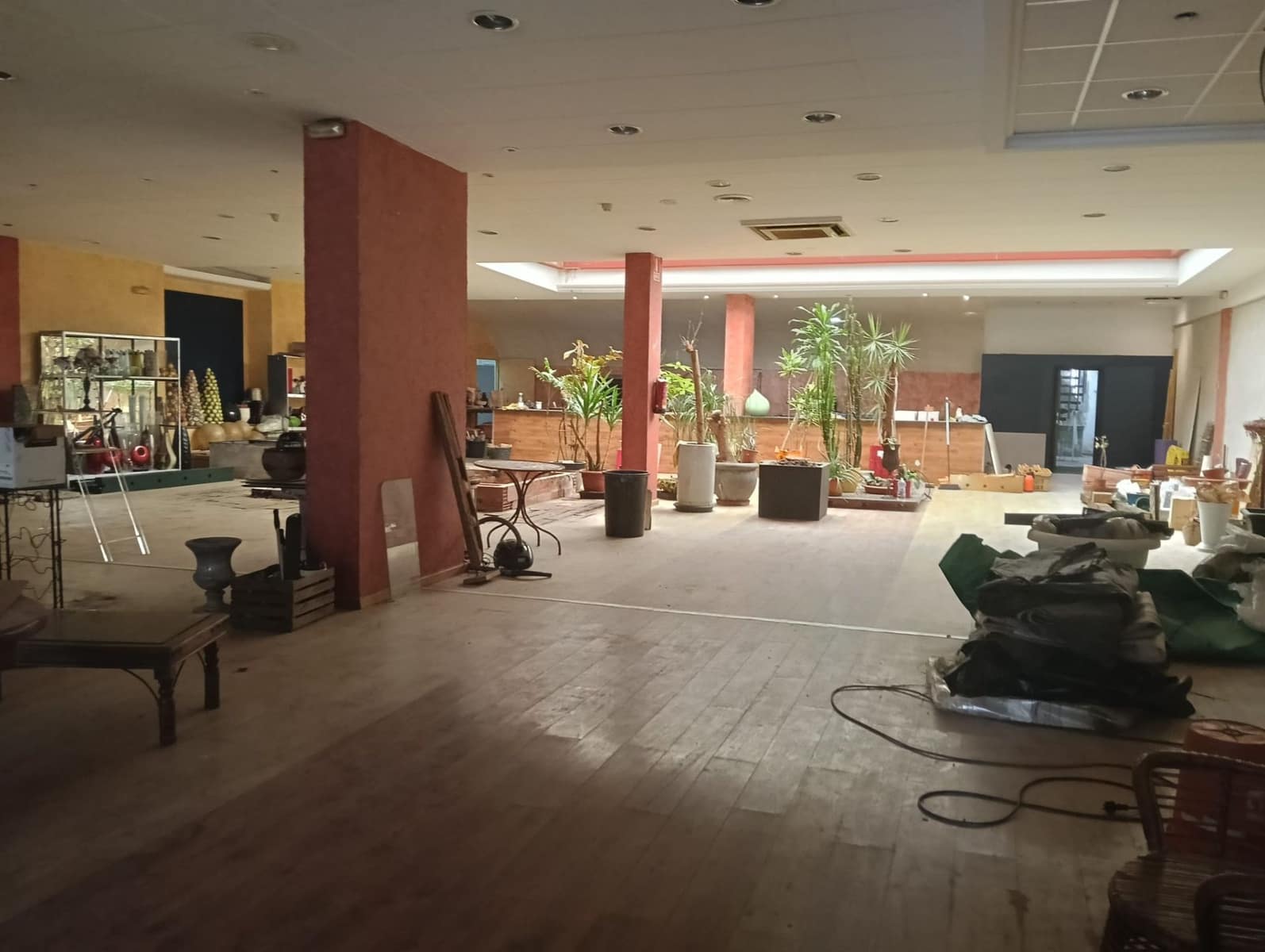 Erhverv til leje i Benicarlo - € 1.500 (Ref: 9183258)