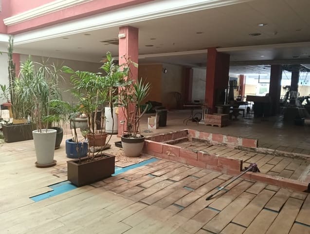 Kaupallinen myytävänä paikassa Benicarló - 300 000 € (Ref: 9183259)