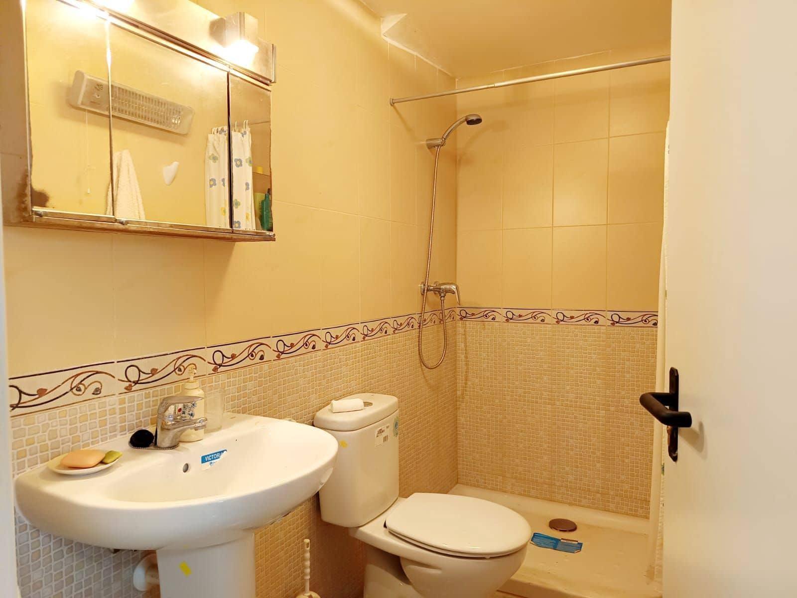 4 soveværelse Villa til salg i Calig - € 130.000 (Ref: 9183260)