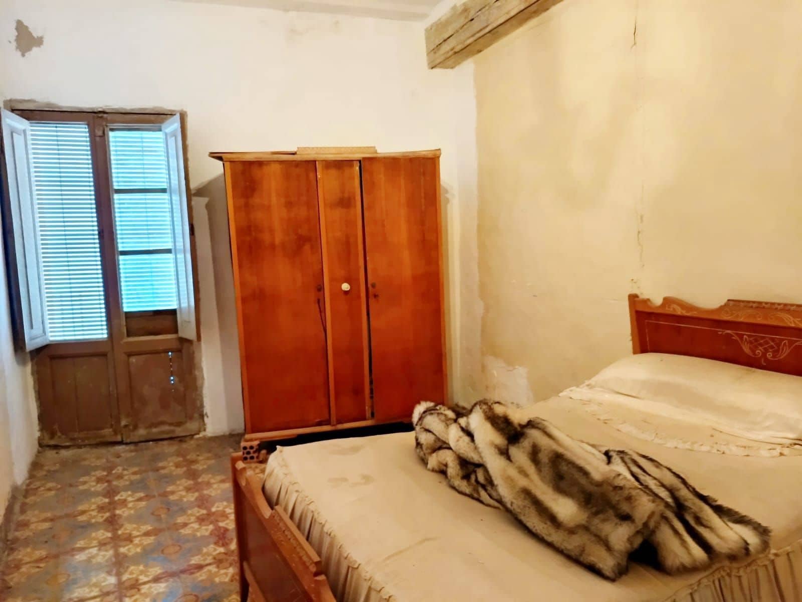 4 soveværelse Villa til salg i Calig - € 130.000 (Ref: 9183260)