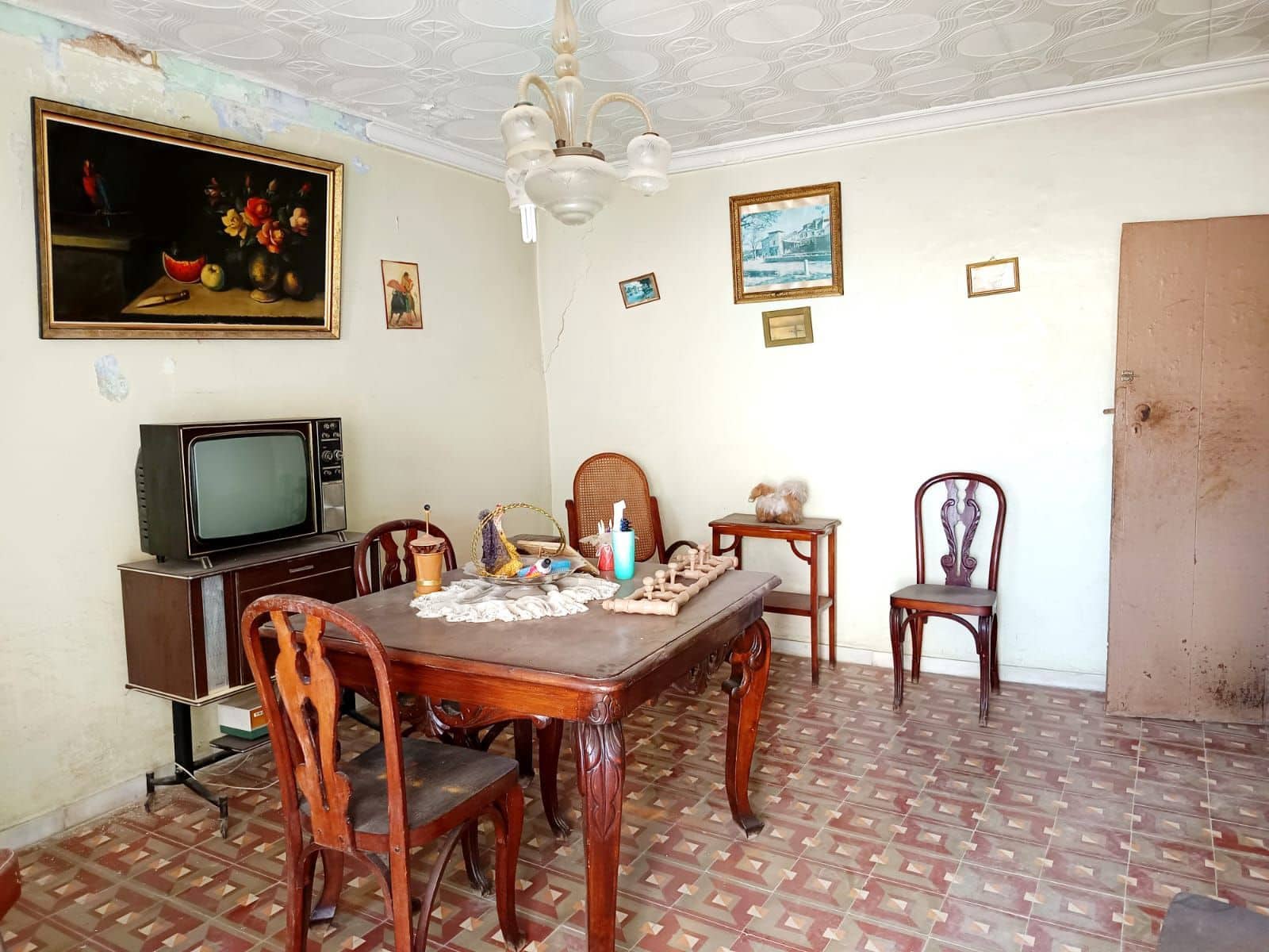 4 soveværelse Villa til salg i Calig - € 130.000 (Ref: 9183260)