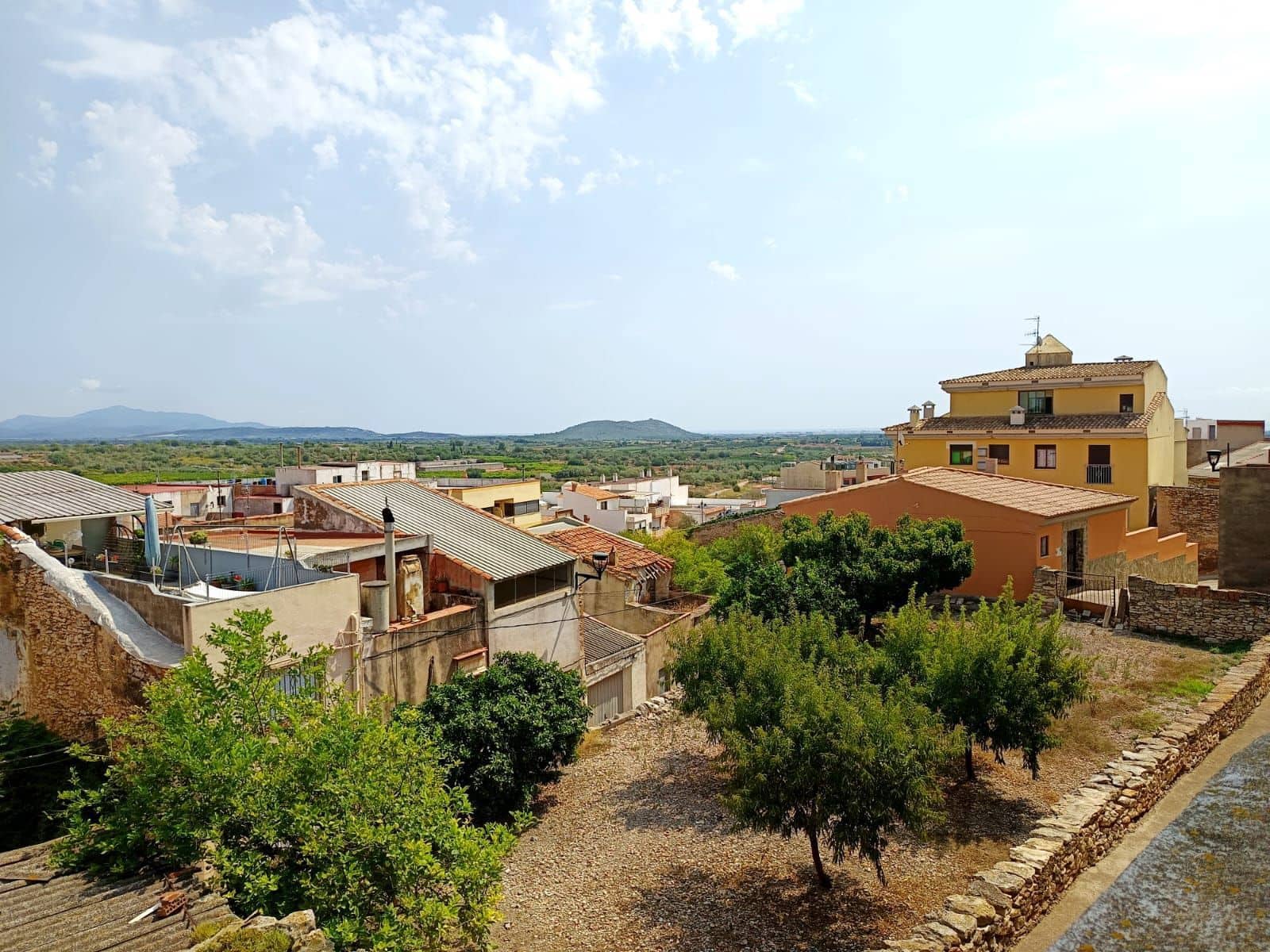 4 soveværelse Villa til salg i Calig - € 130.000 (Ref: 9183260)