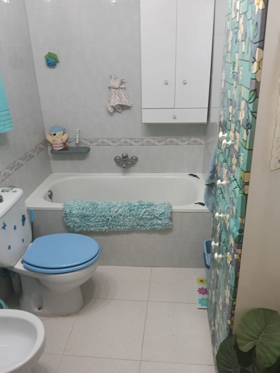 4 makuuhuone Asunto myytävänä paikassa Vinaros - 139 000 € (Ref: 9183262)