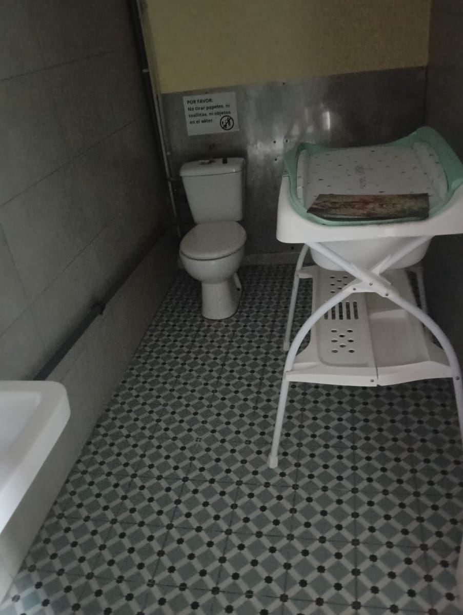 Commercial for rent in Benicarlo - € 1,700 (Ref: 9239576)