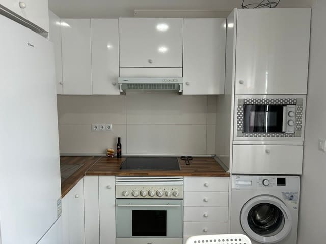 2 soverom Leilighet til salgs i Vinaròs med garasje - € 135 000 (Ref: 9272051)