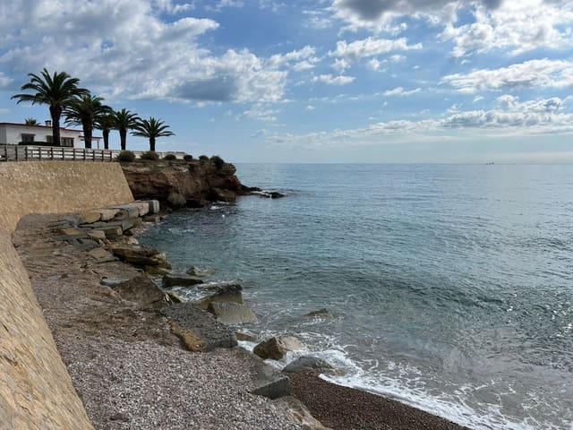 2 soverom Leilighet til salgs i Vinaròs med garasje - € 135 000 (Ref: 9272051)