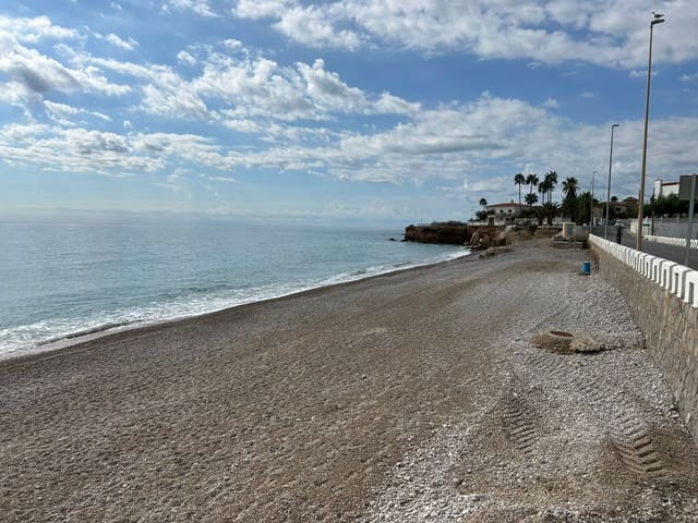 2 soverom Leilighet til salgs i Vinaròs med garasje - € 135 000 (Ref: 9272051)