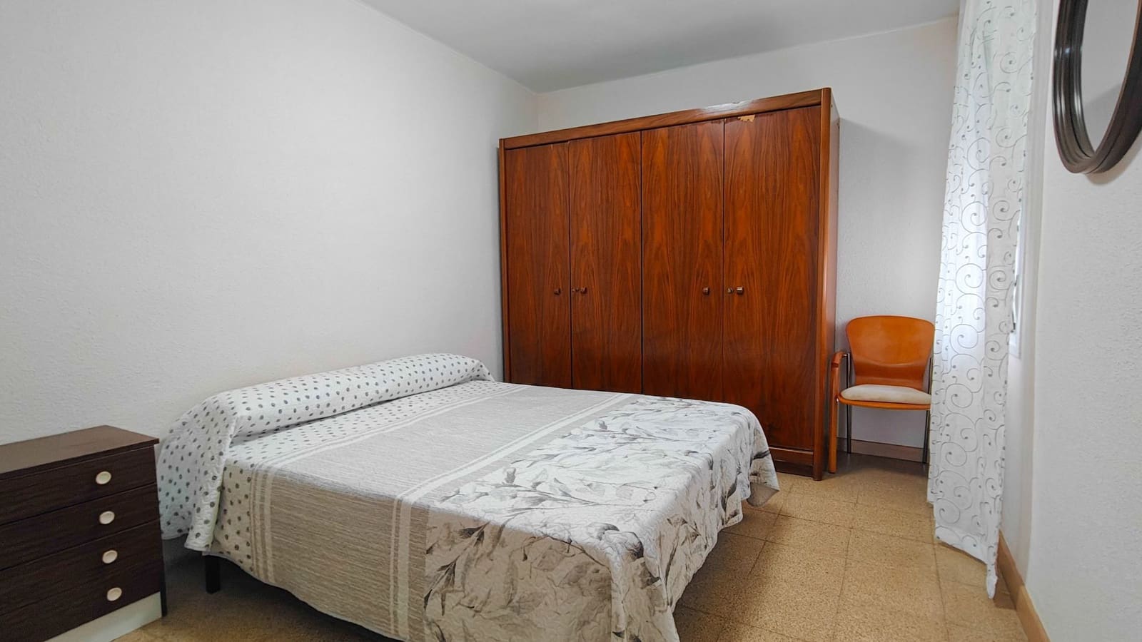 4 slaapkamer Flat te koop in Vinaros - € 95.300 (Ref: 9395697)