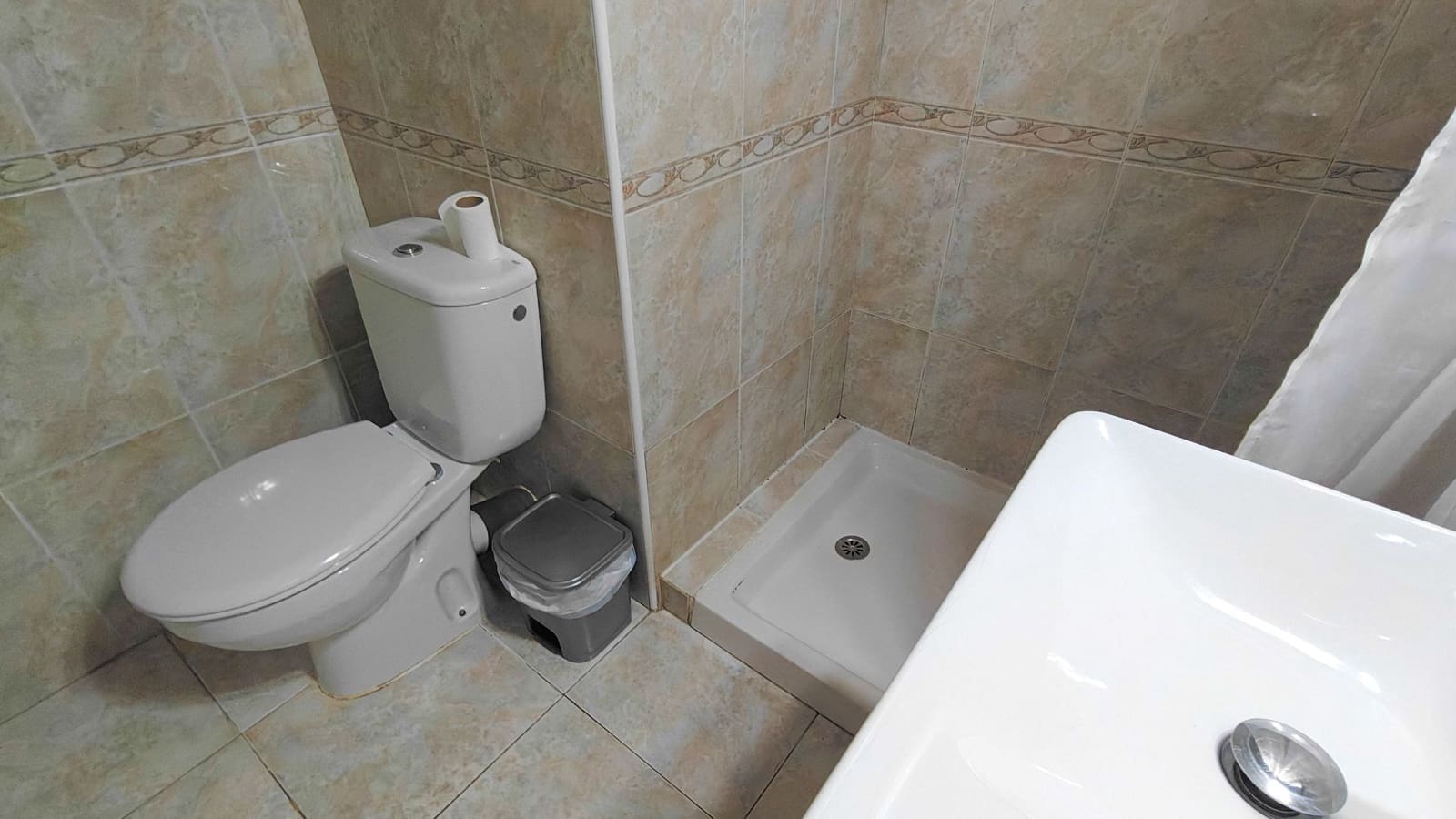 4 slaapkamer Flat te koop in Vinaros - € 95.300 (Ref: 9395697)