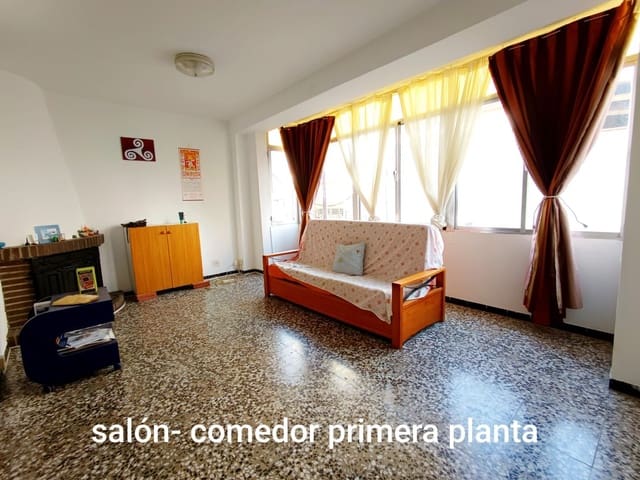 6 soverom Villa til salgs i Càlig med garasje - € 114 000 (Ref: 9439669)