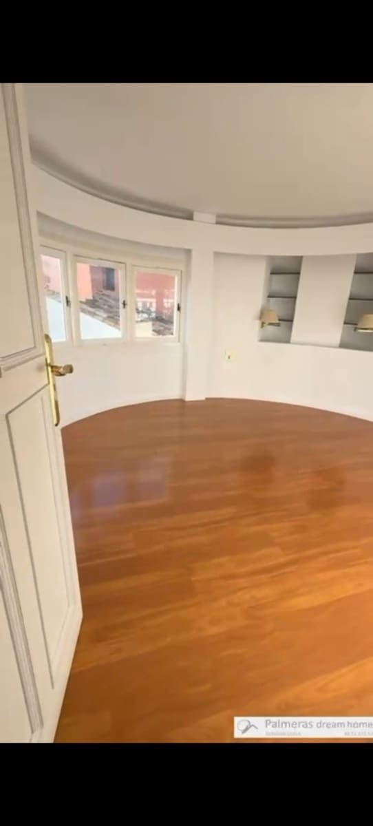 4 soverom Villa til salgs i Fuengirola med svømmebasseng garasje - € 1 950 000 (Ref: 9448562)