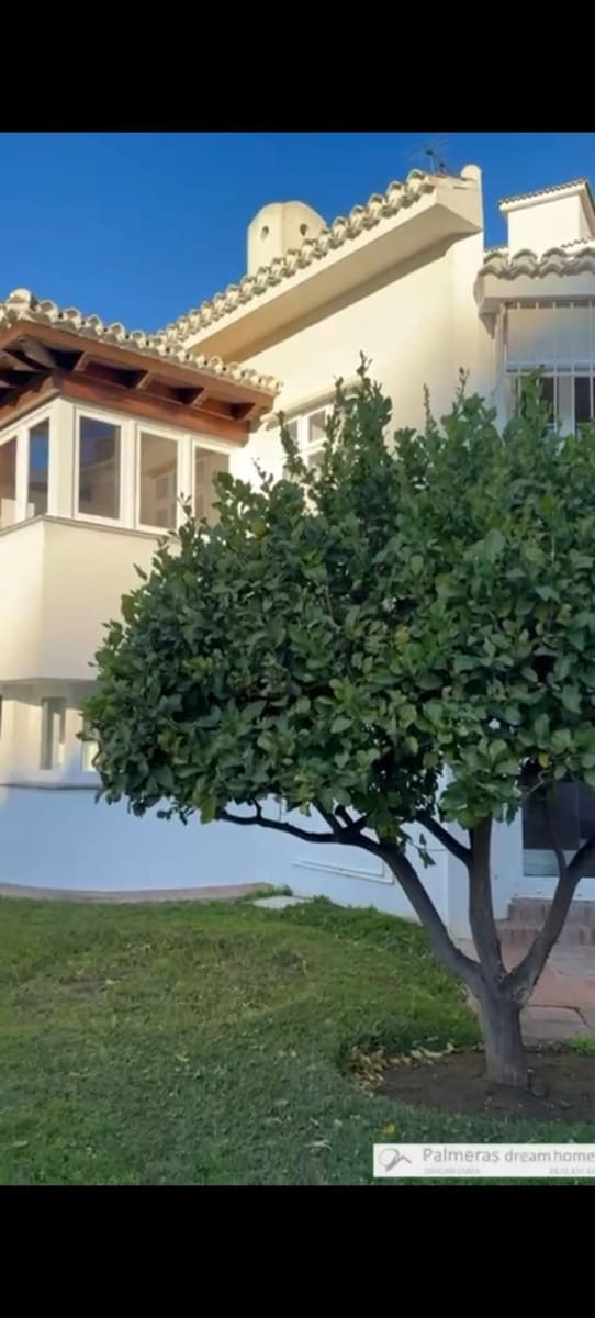 4 soverom Villa til salgs i Fuengirola med svømmebasseng garasje - € 1 950 000 (Ref: 9448562)