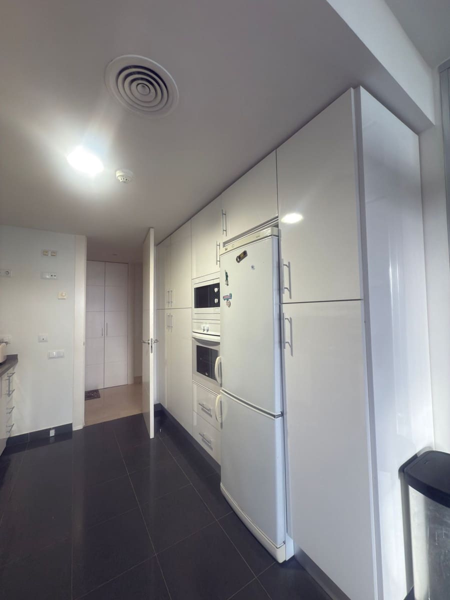 3 quarto Apartamento para venda em Manilva com piscina garagem - 393 500 € (Ref: 9453042)