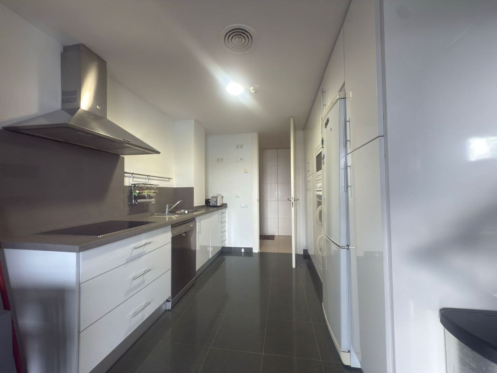 3 quarto Apartamento para venda em Manilva com piscina garagem - 393 500 € (Ref: 9453042)