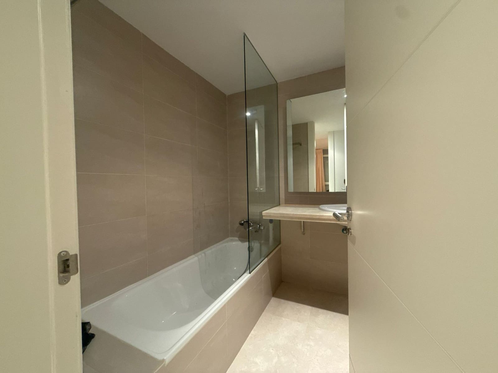 3 quarto Apartamento para venda em Manilva com piscina garagem - 393 500 € (Ref: 9453042)