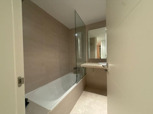 3 quarto Apartamento para venda em Manilva com piscina garagem - 393 500 € (Ref: 9453042)