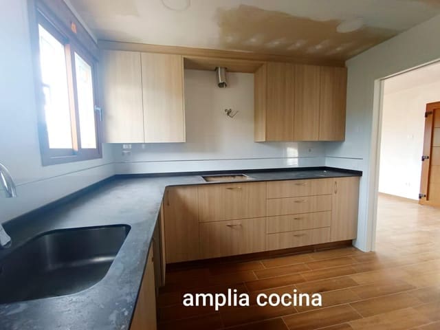 3 chambre Villa/Maison à vendre à Benicarló avec garage - 335 000 € (Ref: 9468090)