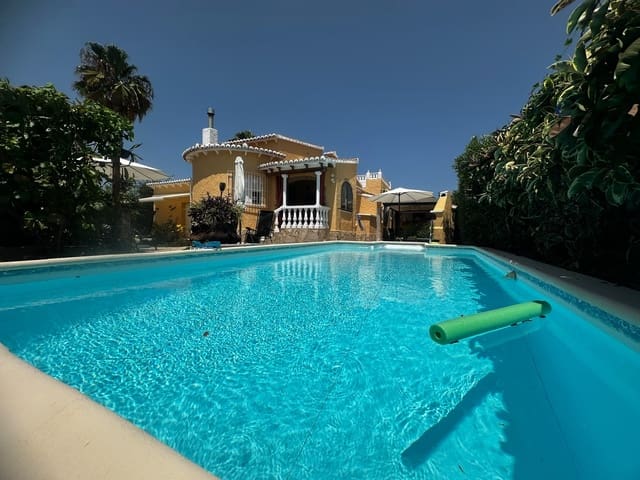 3 bedroom Bungalow for sale in Els Poblets with pool garage - € 475,000 (Ref: 10017743)