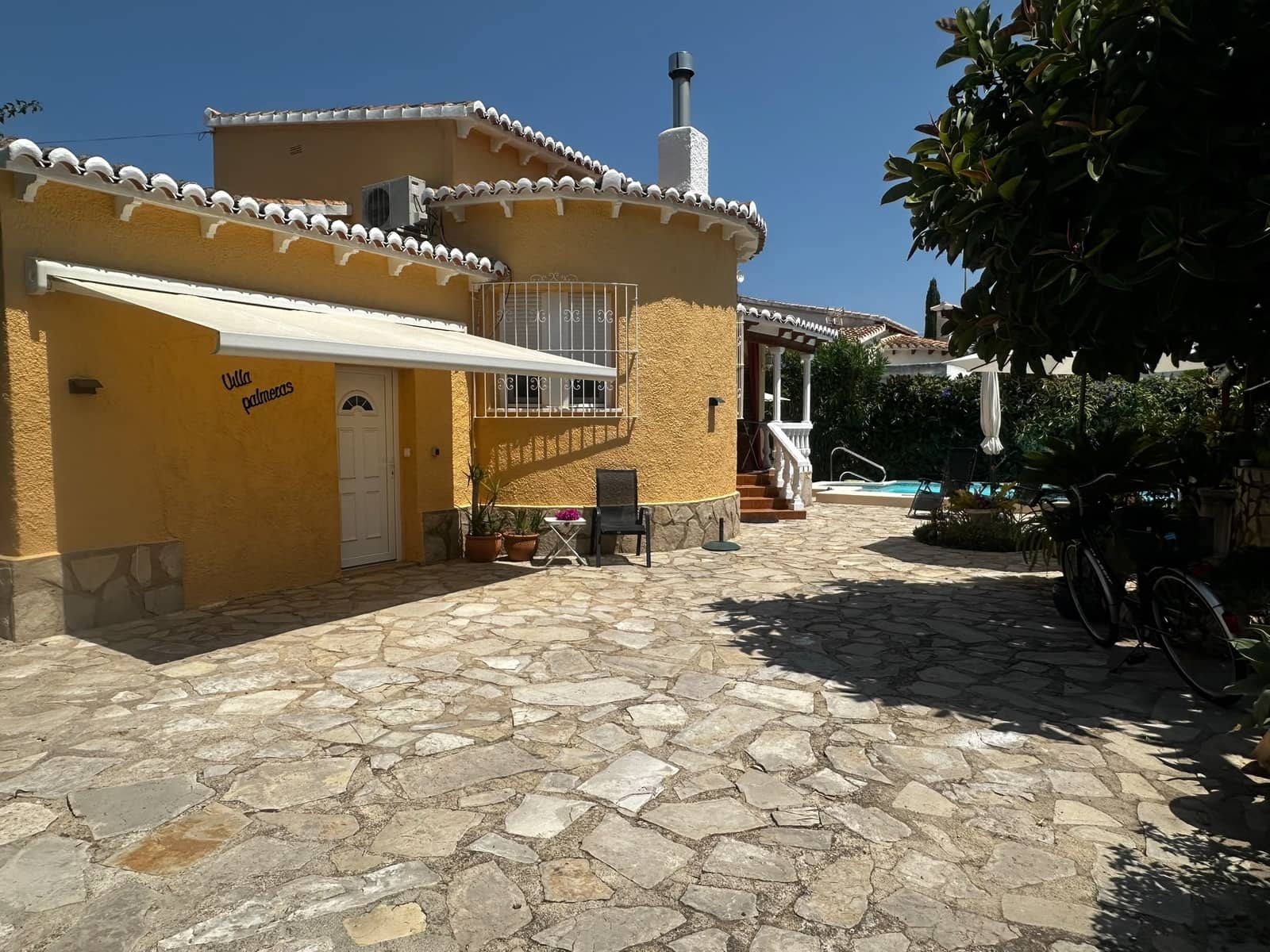 3 bedroom Bungalow for sale in Els Poblets with pool garage - € 475,000 (Ref: 10017743)