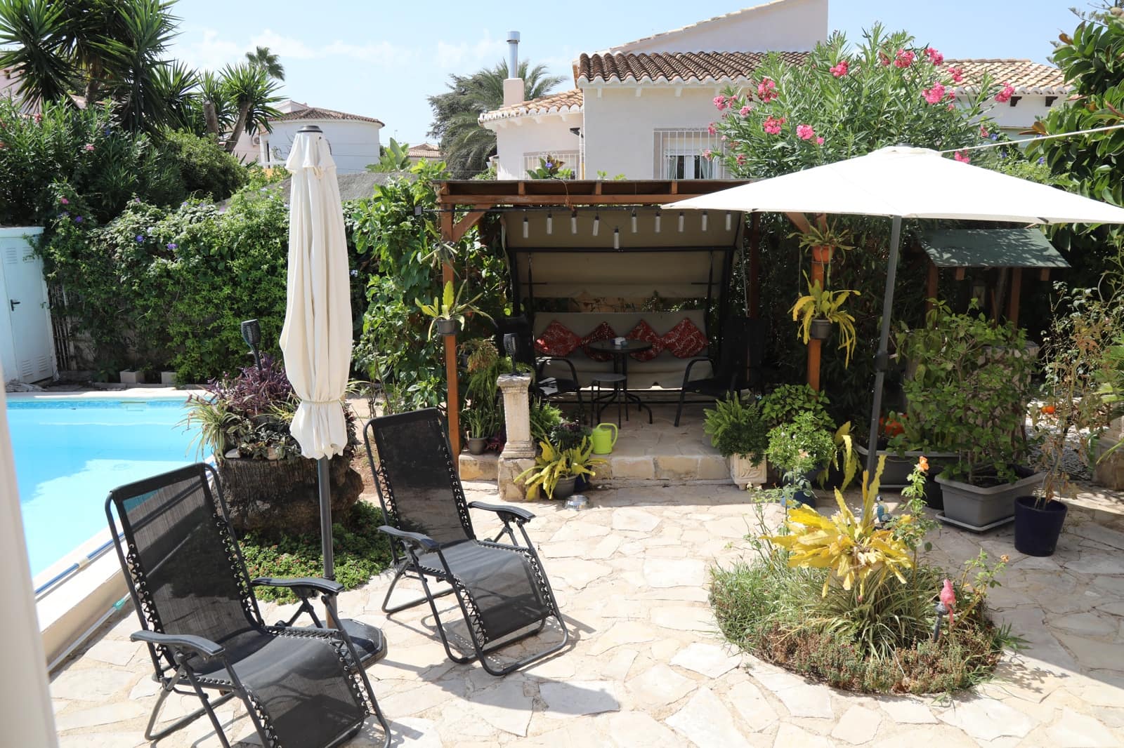 3 bedroom Bungalow for sale in Els Poblets with pool garage - € 475,000 (Ref: 10017743)
